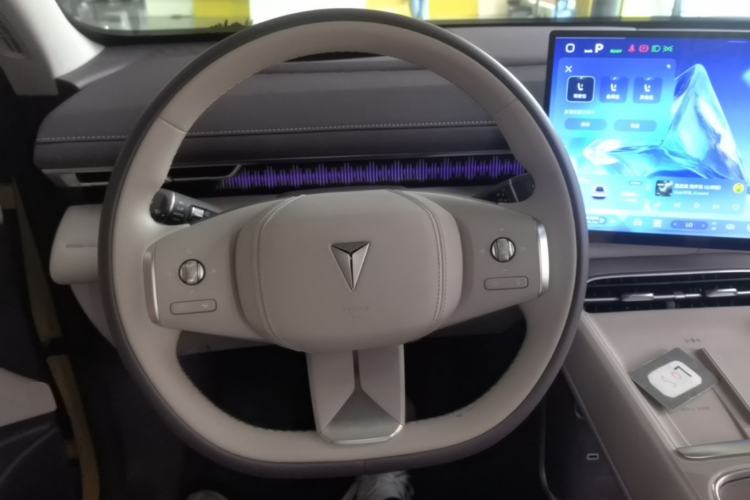 Used Deepal S07 2026 230Ultra with Huawei Qiankun ADS SE Edition Steering Wheel