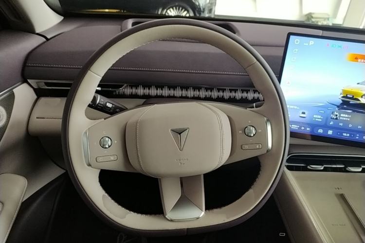 Used Deepal S07 2026 230Ultra with Huawei Qiankun ADS SE Edition Steering Wheel