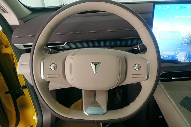 Used Deepal S07 2026 230Ultra with Huawei Qiankun ADS SE Edition Steering Wheel