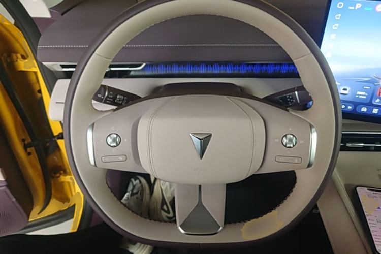 Used Deepal S07 2026 230Ultra with Huawei Qiankun ADS SE Edition Steering Wheel