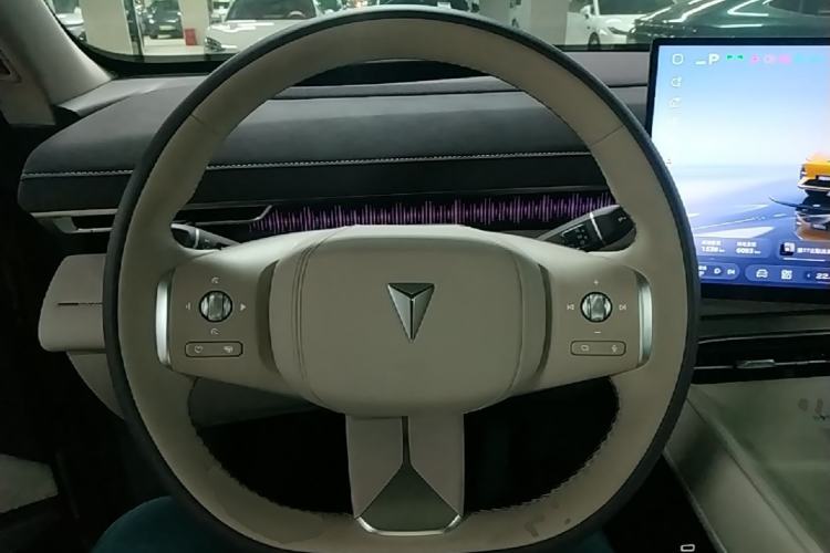 Used Deepal S07 2026 230Ultra with Huawei Qiankun ADS SE Edition Steering Wheel