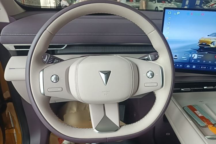 Used Deepal S07 2026 230Ultra with Huawei Qiankun ADS SE Edition Steering Wheel