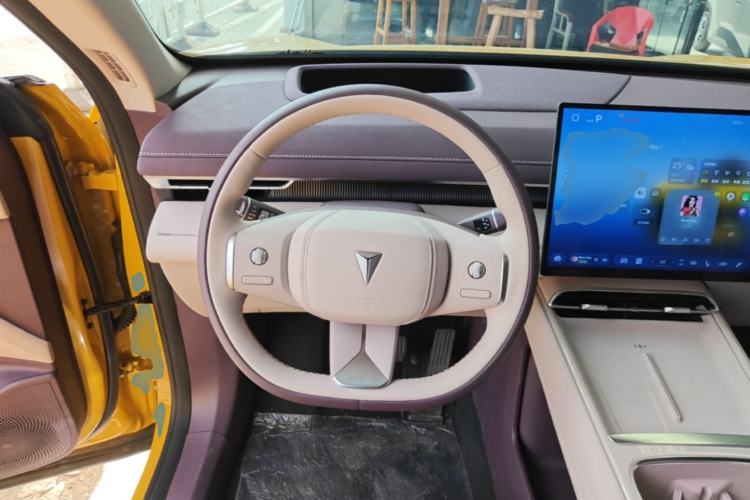 Used Deepal S07 2026 230Ultra with Huawei Qiankun ADS SE Edition Steering Wheel