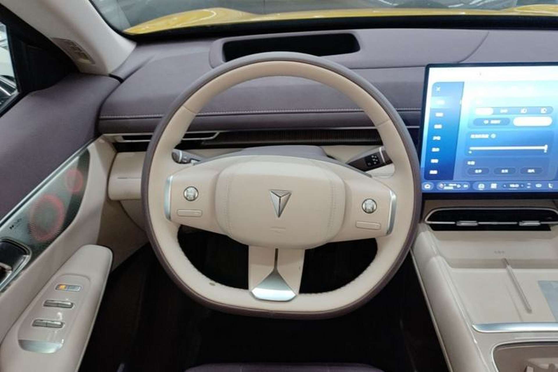 Used Deepal S07 2026 230Ultra with Huawei Qiankun ADS SE Edition Steering Wheel