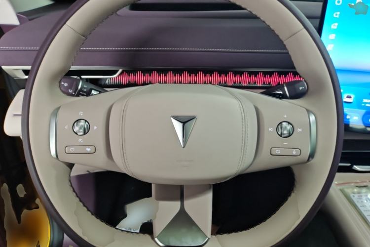 Used Deepal S07 2026 230Ultra with Huawei Qiankun ADS SE Edition Steering Wheel
