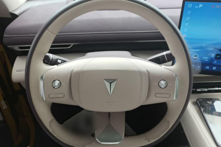 Used Deepal S07 2026 230Ultra with Huawei Qiankun ADS SE Edition Steering Wheel