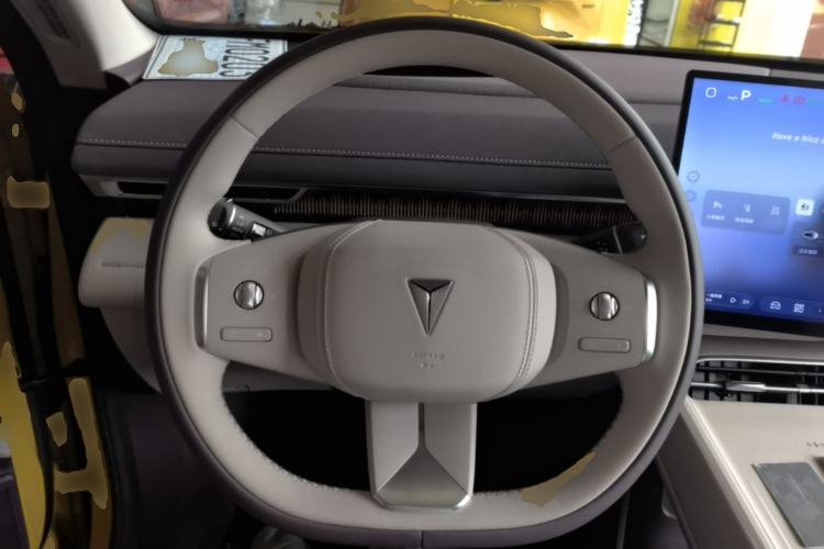 Used Deepal S07 2026 230Ultra with Huawei Qiankun ADS SE Edition Steering Wheel