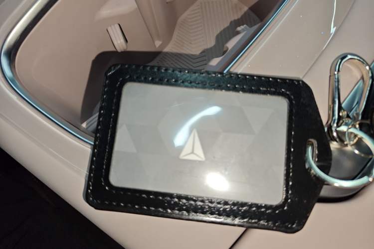 Used Deepal S07 2026 230Ultra with Huawei Qiankun ADS SE Edition Vehicle Key
