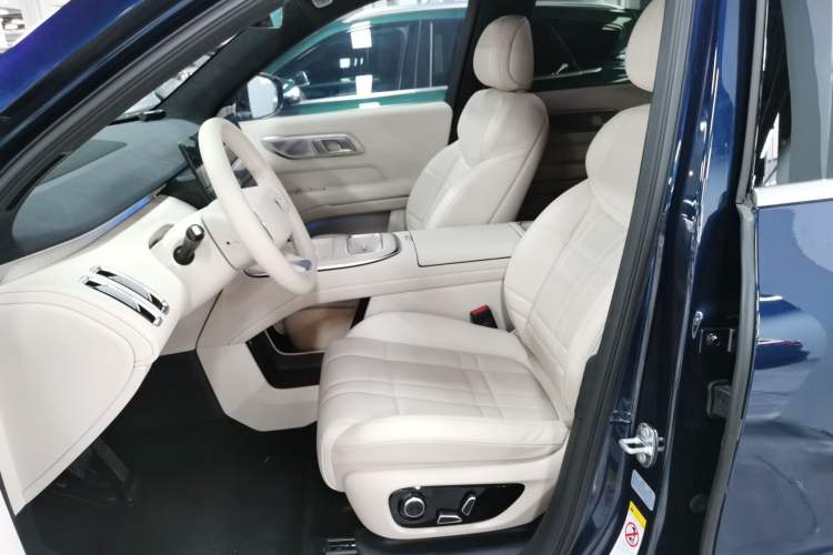 Used Deepal S09 2025 Four-Wheel Drive Ultra+ Custom Edition Left Front Seat
