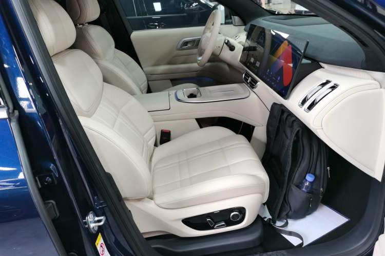 Used Deepal S09 2025 Four-Wheel Drive Ultra+ Custom Edition Right Front Seat