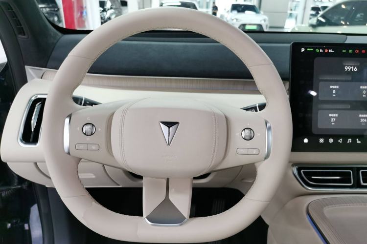 Used Deepal S09 2025 Four-Wheel Drive Ultra+ Custom Edition Steering Wheel