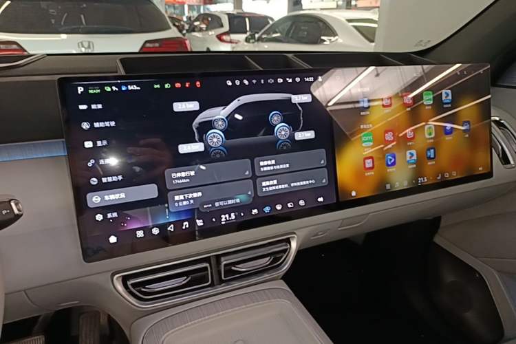 Used Deepal S09 2025 Rear-Drive Ultra+ Audio And AC Panel
