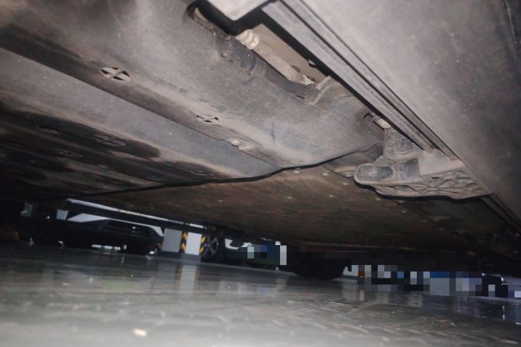 Used Deepal S09 2025 Four-Wheel Drive Ultra+ Custom Edition Chassis Rear Right