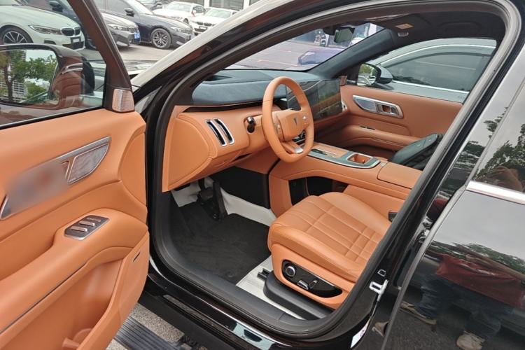 Used Deepal S09 2025 Four-Wheel Drive Ultra+ Custom Edition Driver Seat