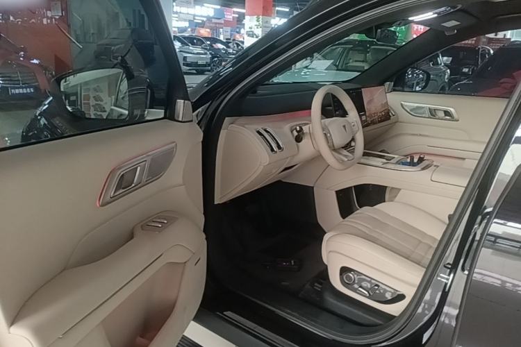 Used Deepal S09 2025 Four-Wheel Drive Ultra+ Custom Edition Driver Seat