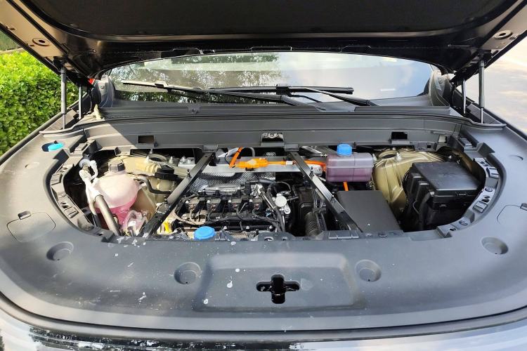 Used Deepal S09 2025 Rear-Drive Ultra+ Engine Bay