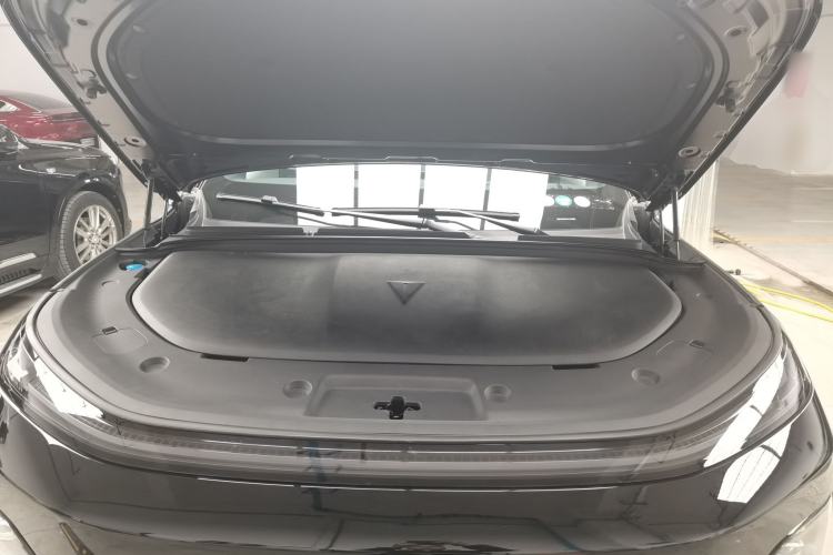 Used Deepal S09 2025 Rear-Drive Ultra Engine Bay