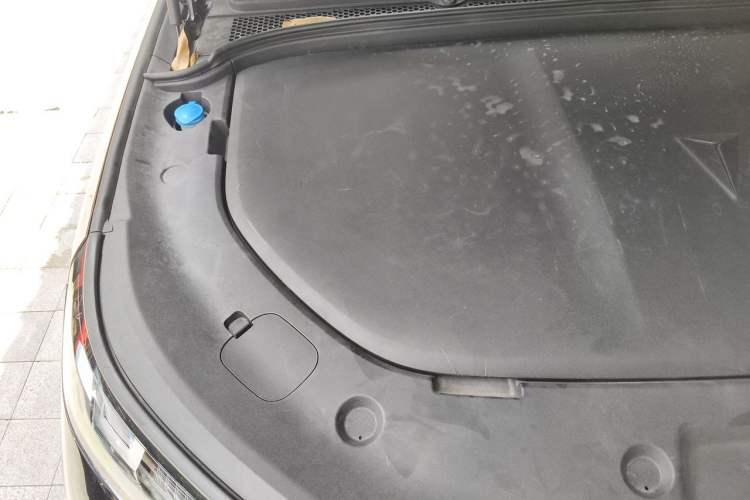 Used Deepal S09 2025 Rear-Drive Ultra+ Engine Bay Right