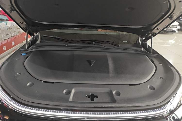 Used Deepal S09 2025 Four-Wheel Drive Ultra+ Custom Edition Engine Bay