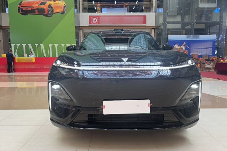 Used Deepal S09 2025 Rear-Drive Ultra+ Exterior 1