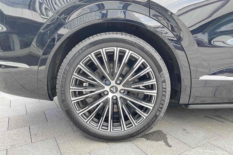 Used Deepal S09 2025 Four-Wheel Drive Ultra+ Custom Edition Exterior 11