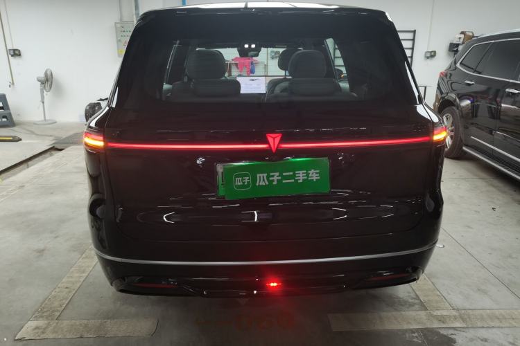 Used Deepal S09 2025 Rear-Drive Ultra Exterior 4