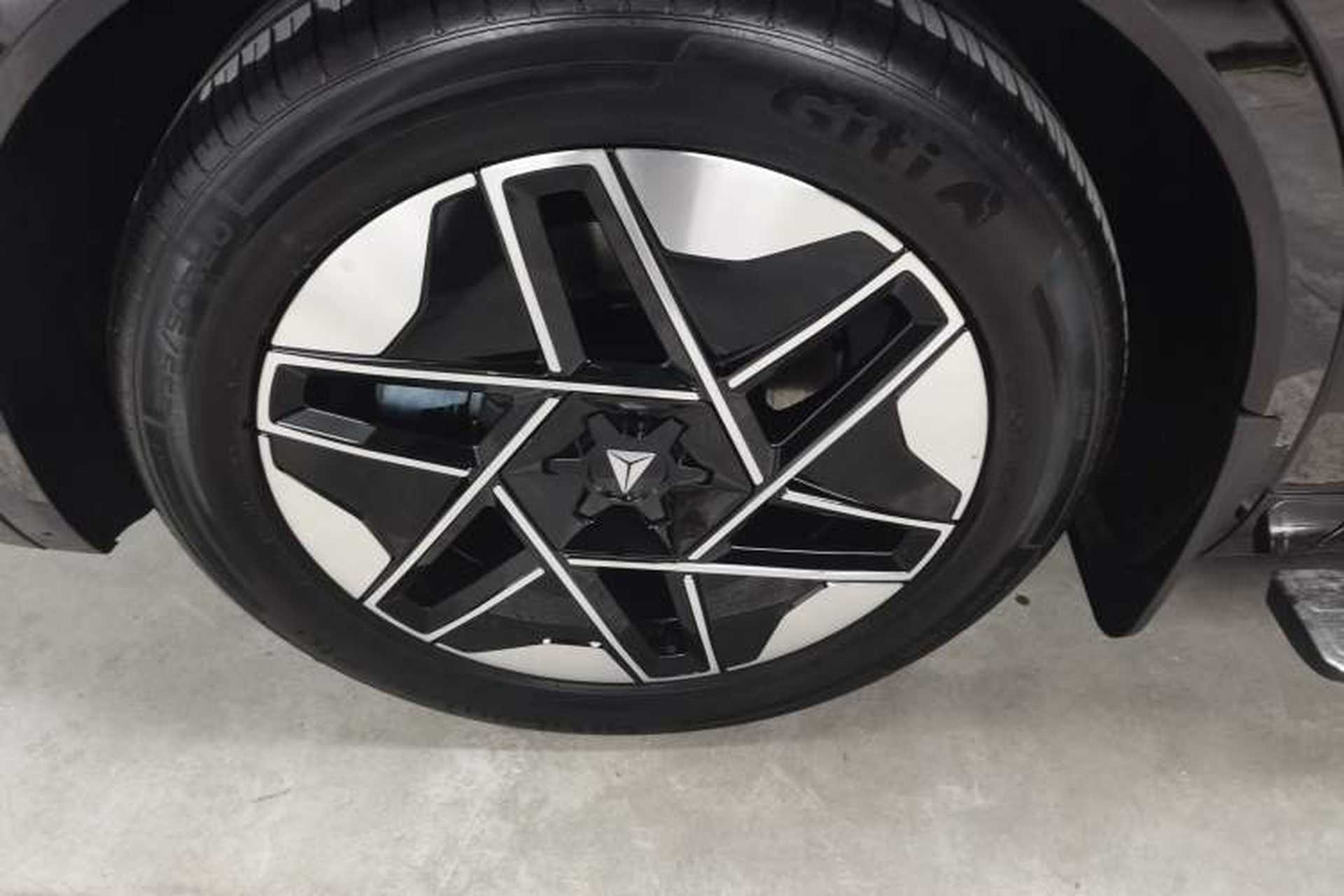 Used Deepal S09 2025 Rear-Drive Ultra Exterior 7