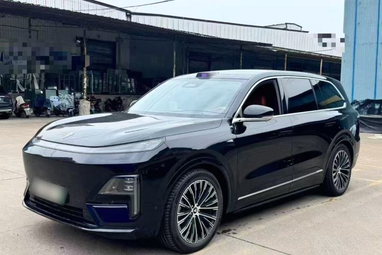 Deepal S09 2025 Four-Wheel Drive Ultra+ Custom Edition