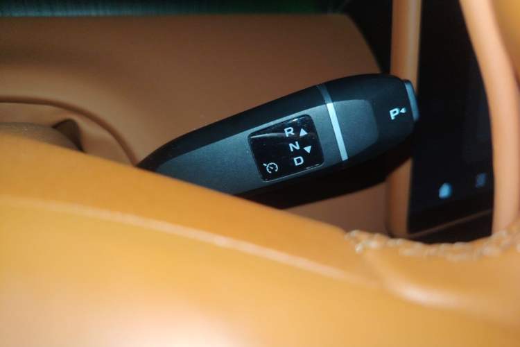 Used Deepal S09 2025 Four-Wheel Drive Ultra+ Custom Edition Gear Lever