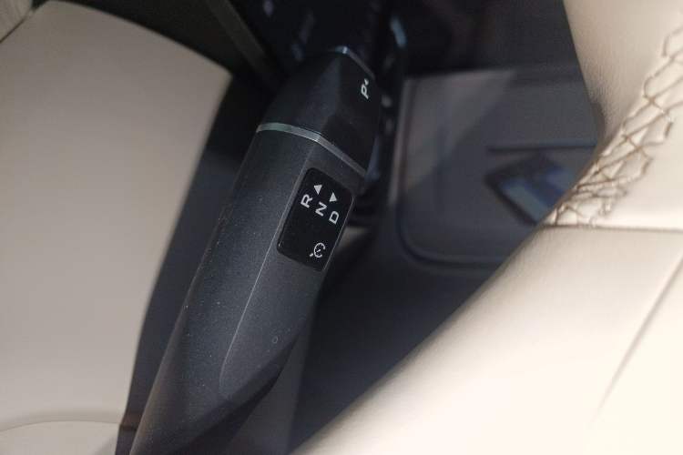 Used Deepal S09 2025 Rear-Drive Ultra Gear Lever