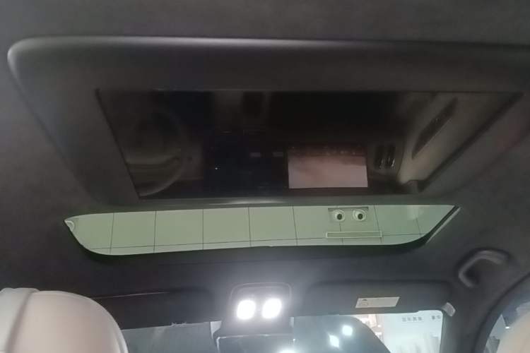 Used Deepal S09 2025 Four-Wheel Drive Ultra+ Custom Edition Headliner