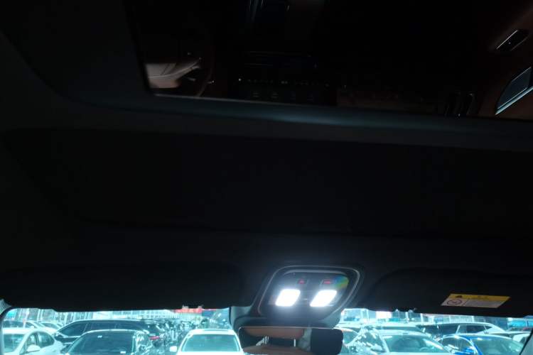 Used Deepal S09 2025 Four-Wheel Drive Ultra+ Custom Edition Headliner