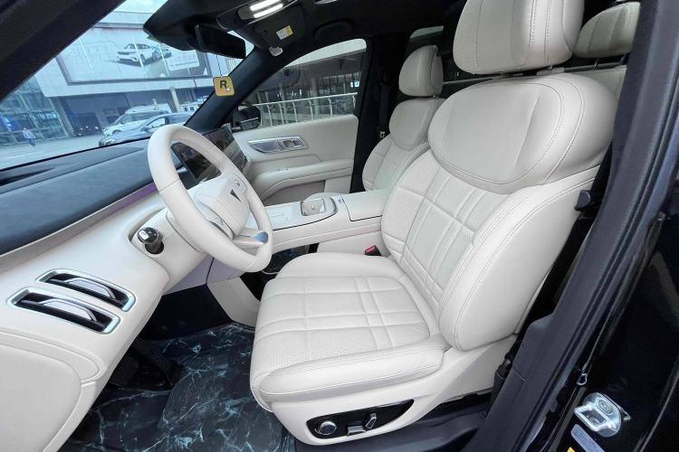 Used Deepal S09 2025 Four-Wheel Drive Ultra+ Custom Edition Interior 1