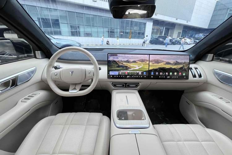 Used Deepal S09 2025 Four-Wheel Drive Ultra+ Custom Edition Interior 11