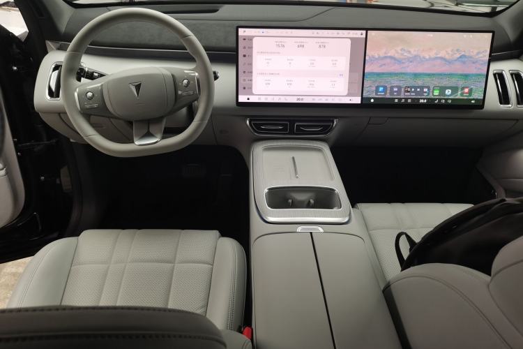 Used Deepal S09 2025 Rear-Drive Ultra Interior 2