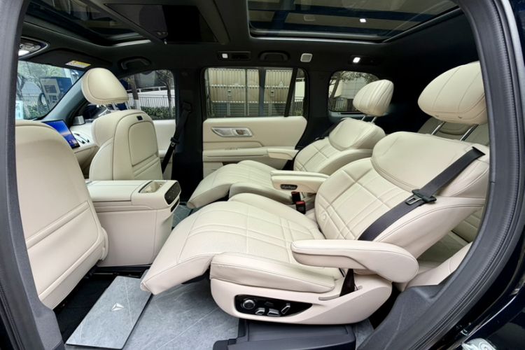 Used Deepal S09 2025 Rear-Drive Ultra+ Interior 2