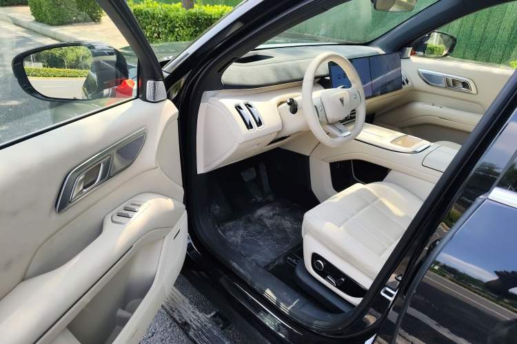 Used Deepal S09 2025 Rear-Drive Ultra+ Interior 3