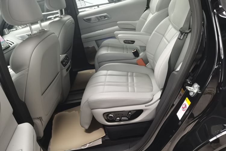 Used Deepal S09 2025 Rear-Drive Ultra Interior 4