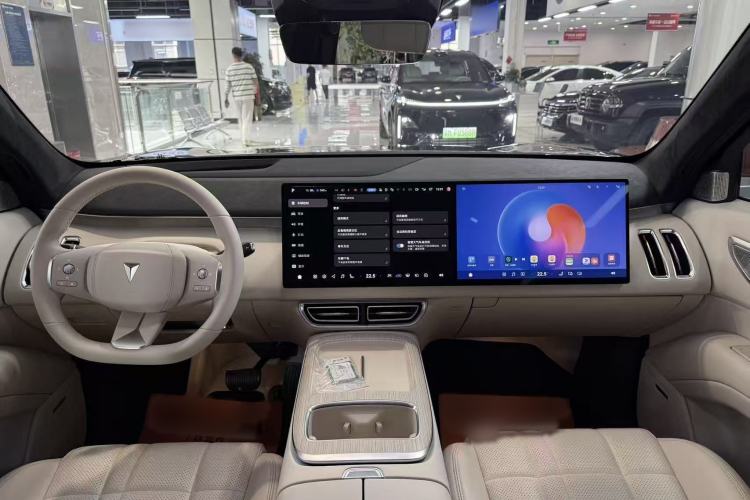 Used Deepal S09 2025 Four-Wheel Drive Ultra+ Custom Edition Interior 4