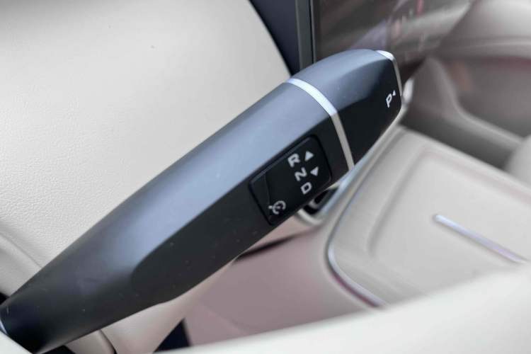 Used Deepal S09 2025 Four-Wheel Drive Ultra+ Custom Edition Interior 6