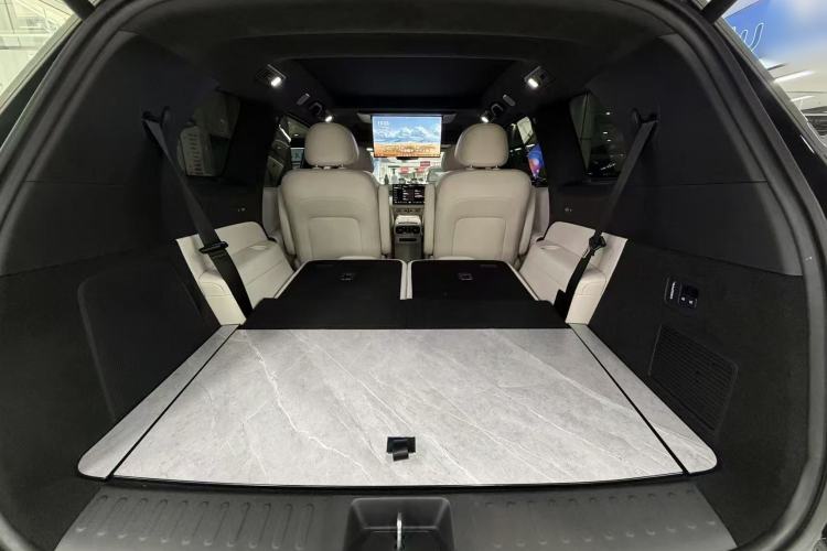 Used Deepal S09 2025 Four-Wheel Drive Ultra+ Custom Edition Interior 6