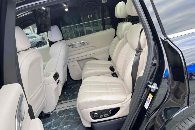 Used Deepal S09 2025 Four-Wheel Drive Ultra+ Custom Edition Interior 9