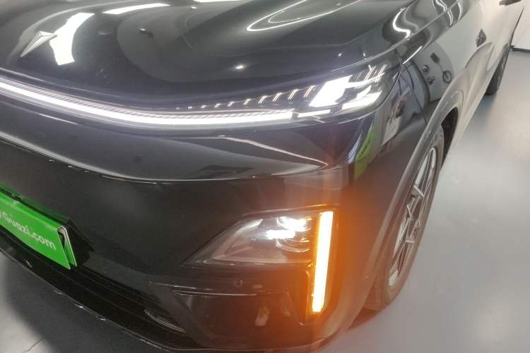 Used Deepal S09 2025 Rear-Drive Ultra Left Front Headlight