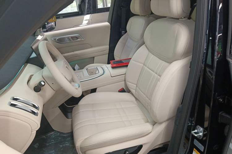 Used Deepal S09 2025 Four-Wheel Drive Ultra+ Custom Edition Left Front Seat