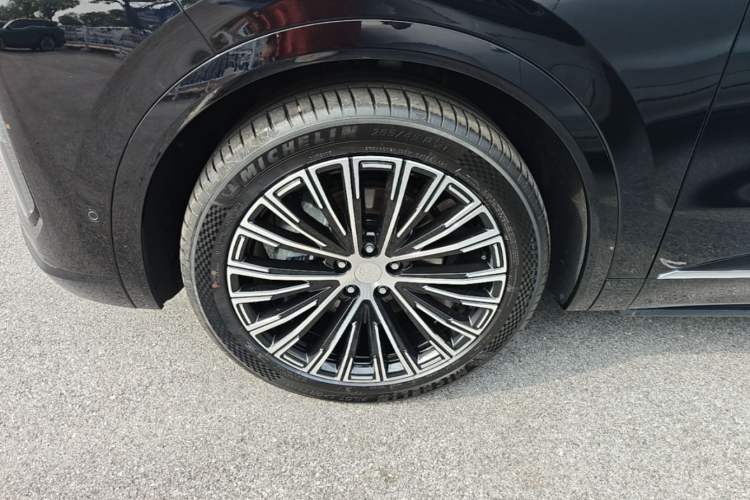 Used Deepal S09 2025 Four-Wheel Drive Ultra+ Custom Edition Left Front Wheel Hub