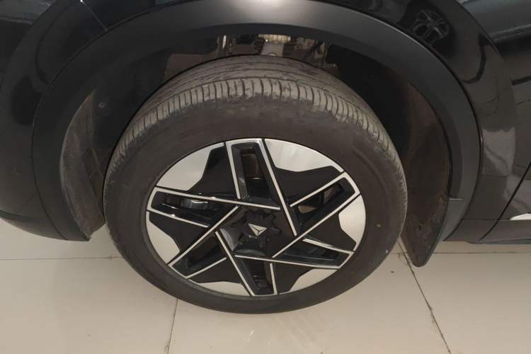 Used Deepal S09 2025 Four-Wheel-Drive Ultra Left Front Wheel Hub