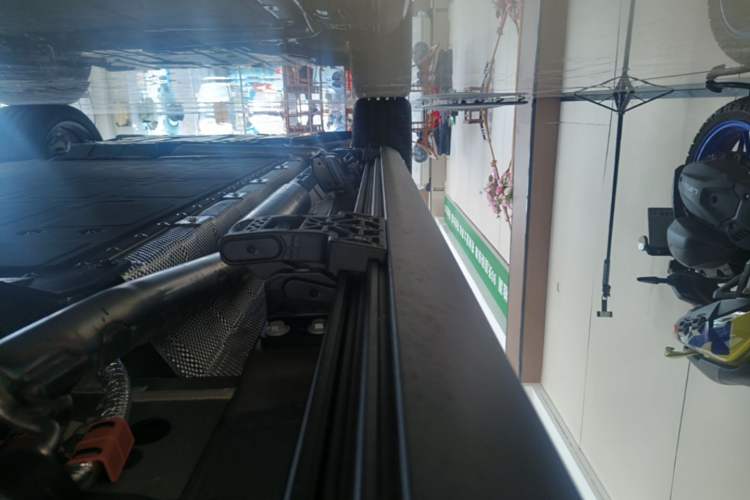 Used Deepal S09 2025 Model Rear-Wheel Drive Ultra+ Long-Range Version Left Side Sill