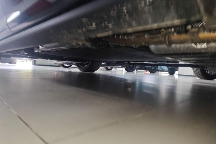 Used Deepal S09 2025 Rear-Drive Ultra+ Left Side Sill
