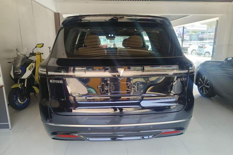 Used Deepal S09 2025 Model Rear-Wheel Drive Ultra+ Long-Range Version Rear
