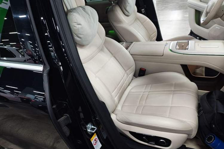 Used Deepal S09 2025 Four-Wheel Drive Ultra+ Custom Edition Right Front Seat
